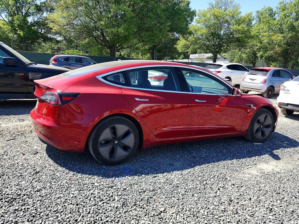 Продажа на аукционе авто 2018 Tesla Model 3, vin: 5YJ3E1EA0JF040717, номер лота: 55595136