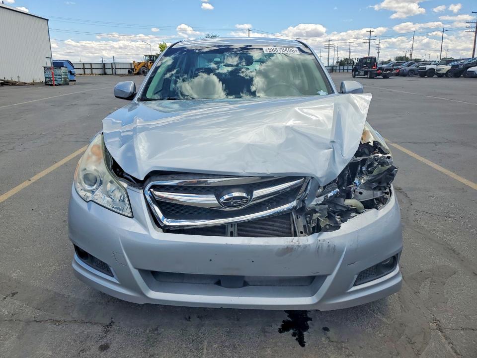 56870486 :رقم المزاد ، 4S3BMBA69C3004711 vin ، 2012 Subaru Legacy مزاد بيع