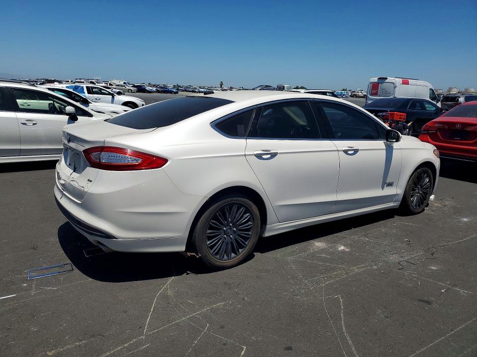 58114056 :رقم المزاد ، 3FA6P0PU0GR106690 vin ، 2016 Ford Fusion مزاد بيع