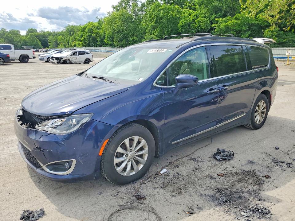 Продажа на аукционе авто 2017 Chrysler Pacifica, vin: 2C4RC1BG9HR576184, номер лота: 55796986