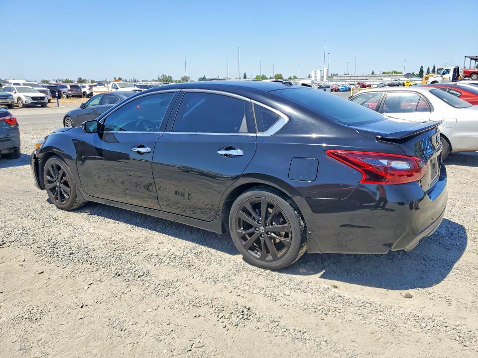 2018 Nissan Altima მანქანა იყიდება აუქციონზე, vin: 1N4AL3AP3JC257636, აუქციონის ნომერი: 58519786
