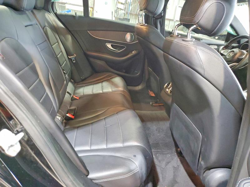 58244826 :رقم المزاد ، 55SWF4KBXFU092418 vin ، 2015 Mercedes-benz C مزاد بيع