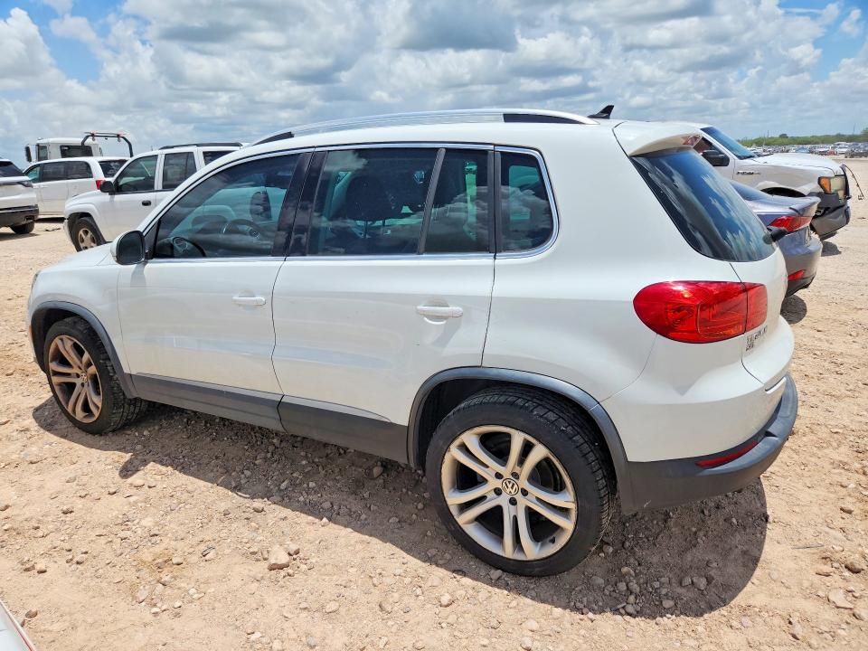 2016 Volkswagen Tiguan მანქანა იყიდება აუქციონზე, vin: WVGAV7AX4GW516925, აუქციონის ნომერი: 57241946