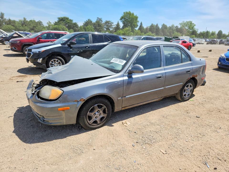 55887966 :رقم المزاد ، KMHCG45C04U572411 vin ، 2004 Hyundai Accent مزاد بيع
