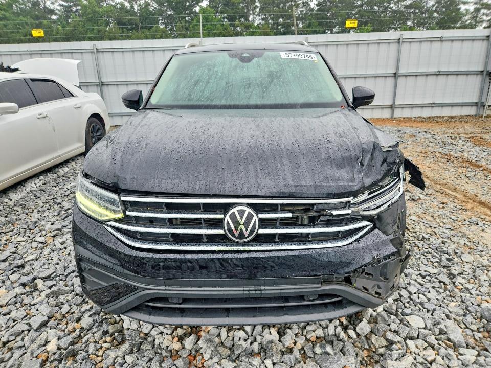 57199746 :رقم المزاد ، 3VV2B7AX1NM063234 vin ، 2022 Volkswagen Tiguan مزاد بيع