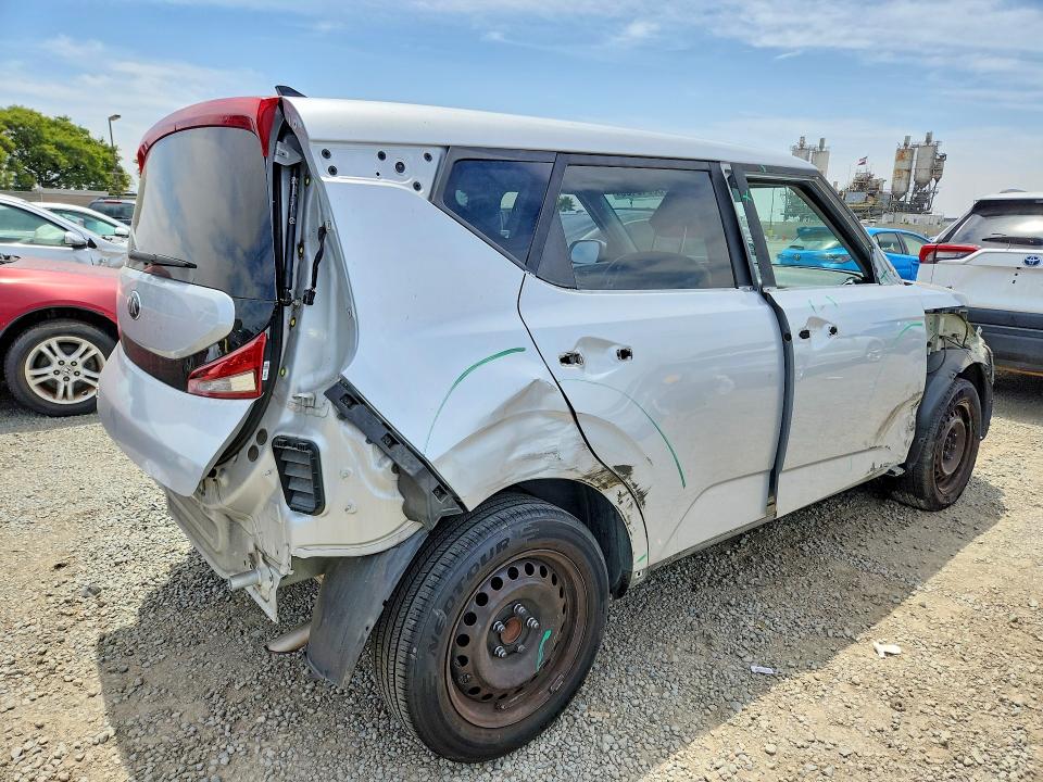 2020 Kia Soul მანქანა იყიდება აუქციონზე, vin: KNDJ23AU7L7109956, აუქციონის ნომერი: 56849406