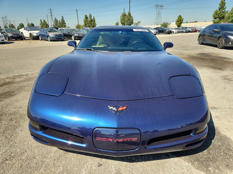 55975006 :رقم المزاد ، 1G1YY22G215128156 vin ، 2001 Chevrolet Corvette مزاد بيع