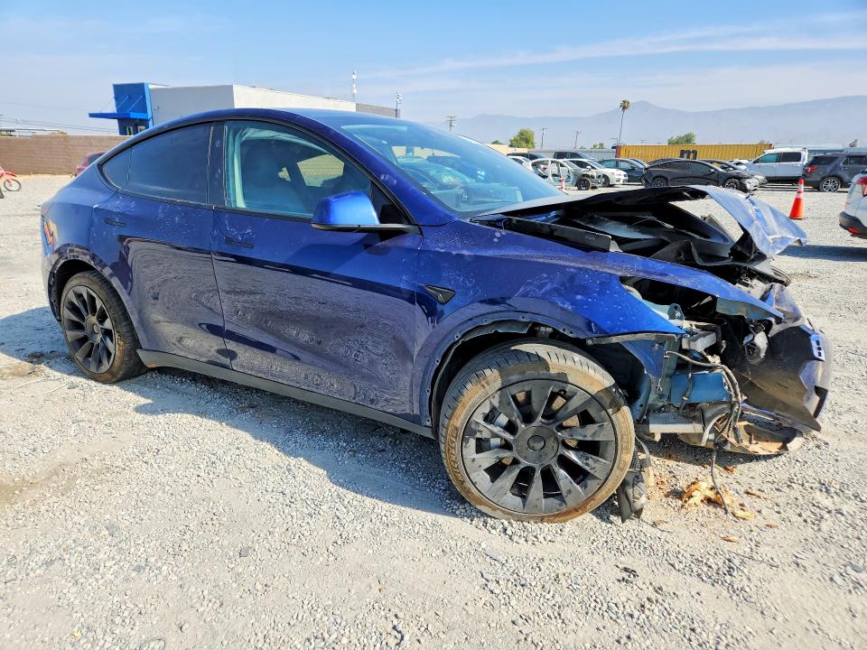 Продаж на аукціоні авто 2024 Tesla Model Y, vin: 7SAYGDEEXRF070164, номер лоту: 55723176