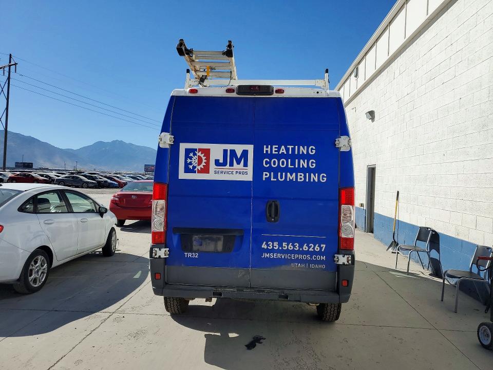 57189646 :رقم المزاد ، 3C6TRVBG2HE530295 vin ، 2017 Ram Promaster 1500 مزاد بيع