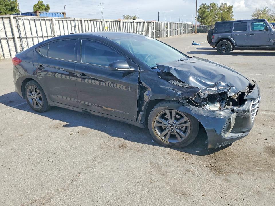 56277386 :رقم المزاد ، 5NPD84LF2JH401930 vin ، 2018 Hyundai Elantra مزاد بيع
