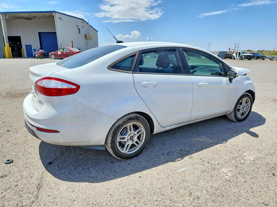 Продажа на аукционе авто 2018 Ford Fiesta, vin: 3FADP4BJ7JM118836, номер лота: 55471126