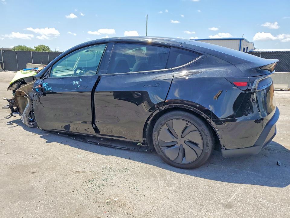 2026 Tesla Model Y მანქანა იყიდება აუქციონზე, vin: 7SAYGDED9TF381583, აუქციონის ნომერი: 57637136