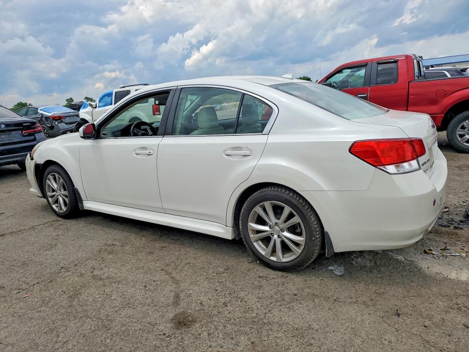 57663076 :رقم المزاد ، 4S3BMBN6XE3032577 vin ، 2014 Subaru Legacy مزاد بيع