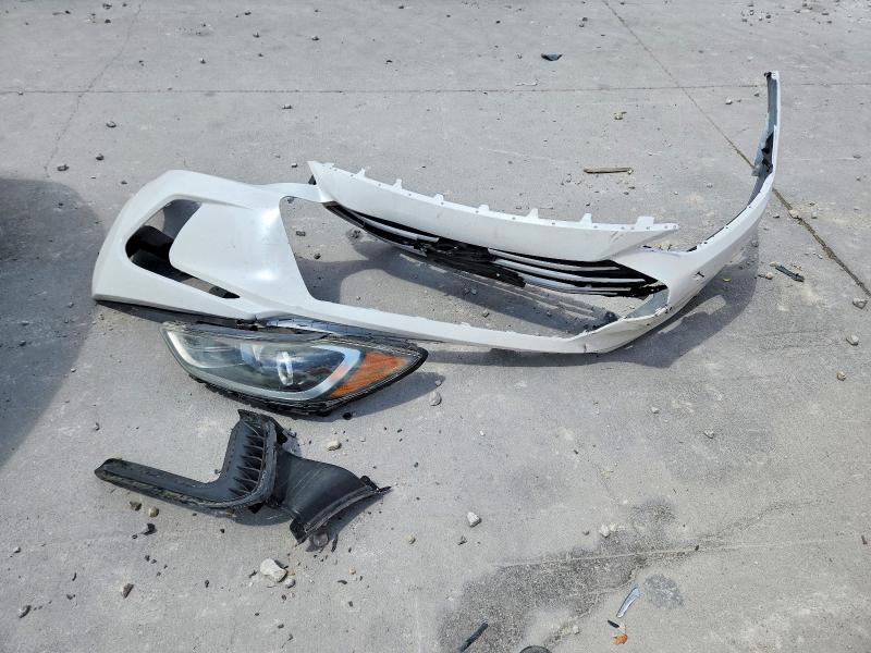 56858086 :رقم المزاد ، 5NPD74LF8HH166169 vin ، 2017 Hyundai Elantra مزاد بيع