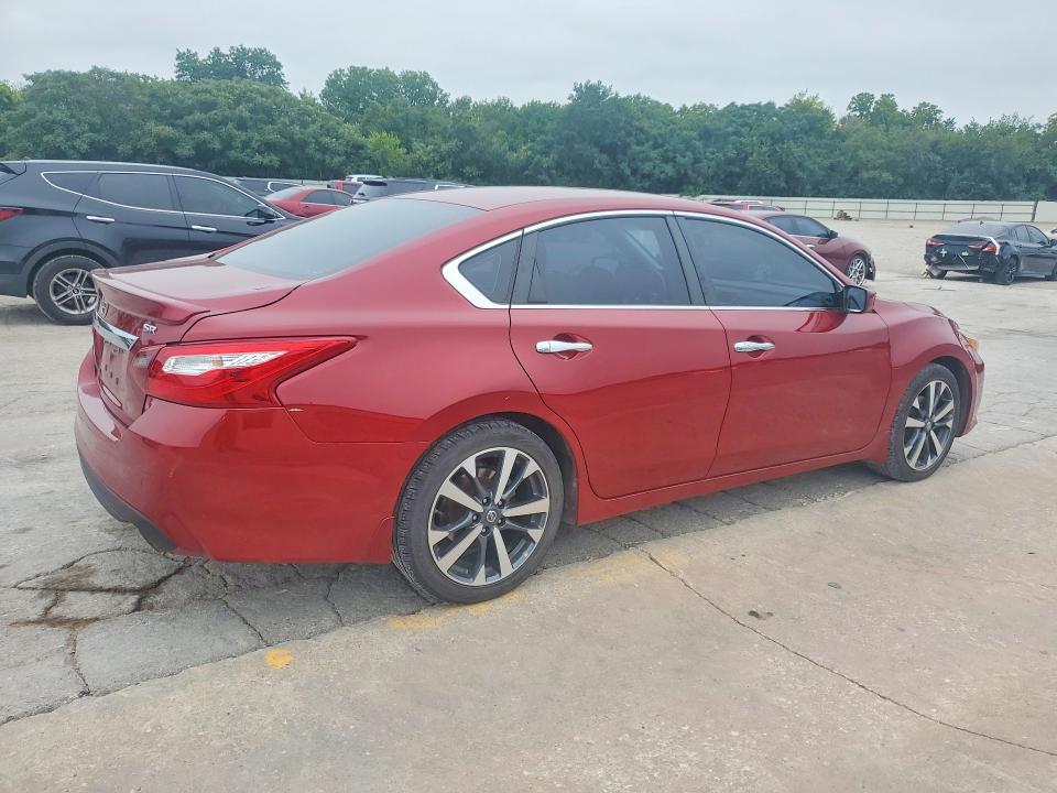 2017 Nissan Altima მანქანა იყიდება აუქციონზე, vin: 1N4AL3AP4HC232741, აუქციონის ნომერი: 58197036