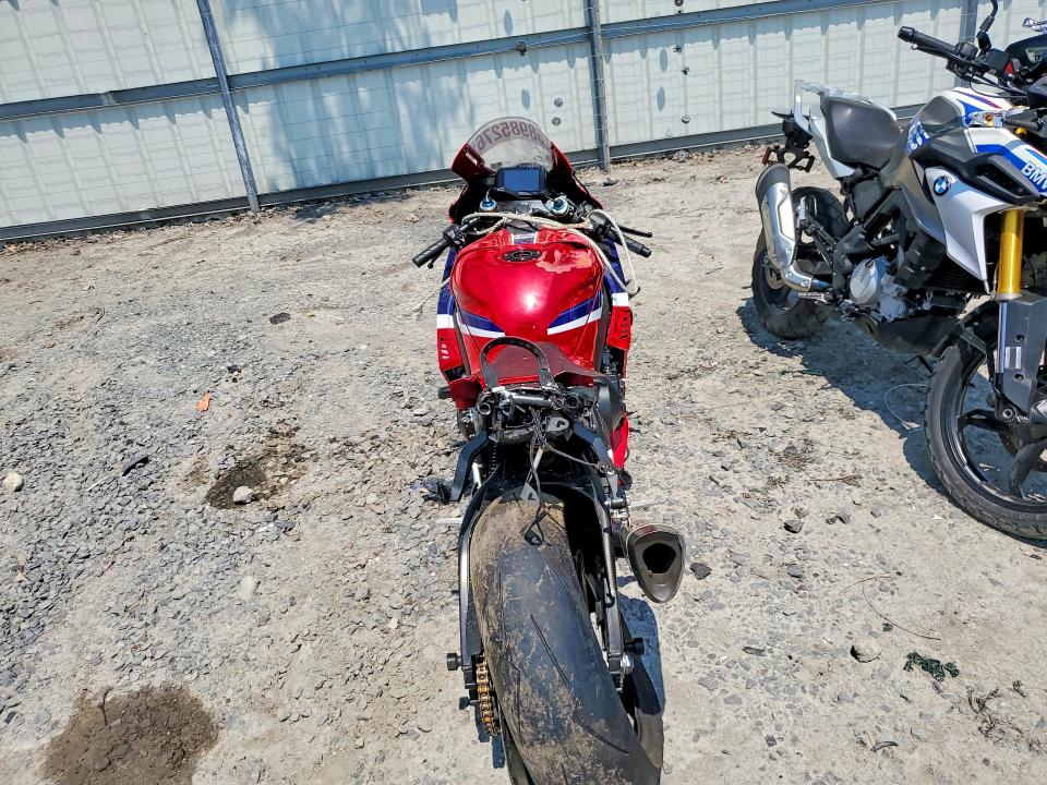 Продажа на аукционе авто 2025 Honda Cbr1000, vin: JH2SC821XSK400120, номер лота: 58985276