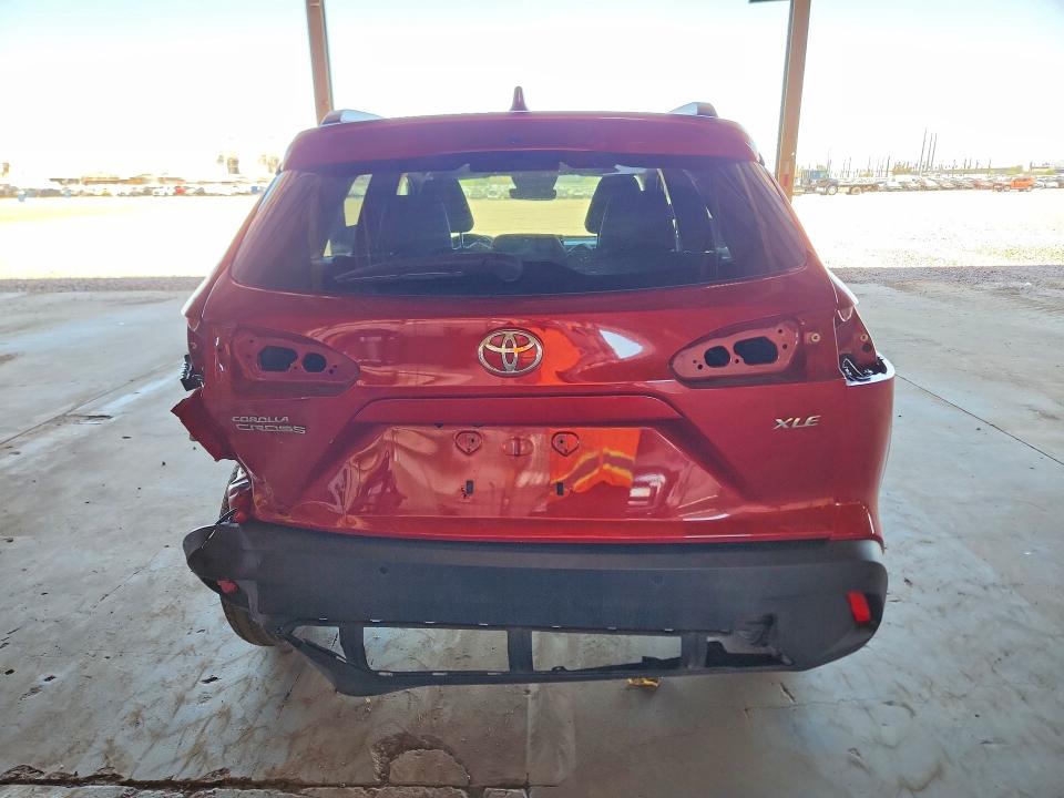 2023 Toyota Corolla Cross მანქანა იყიდება აუქციონზე, vin: 7MUEAAAG2PV056023, აუქციონის ნომერი: 56304716