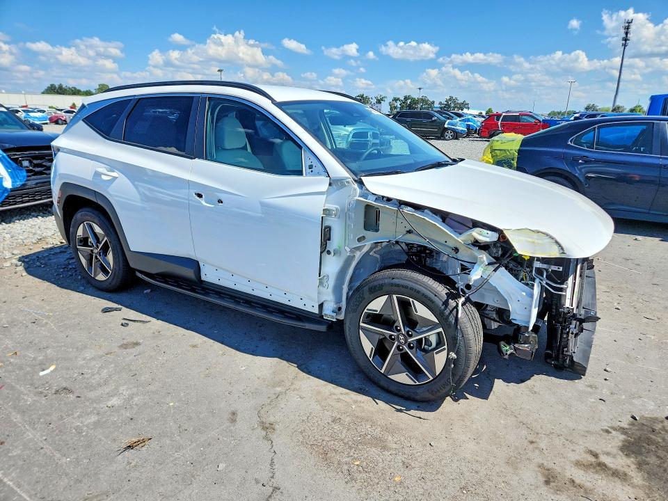 2026 Hyundai Tucson მანქანა იყიდება აუქციონზე, vin: 5NMJB3DE7TH697175, აუქციონის ნომერი: 58215346