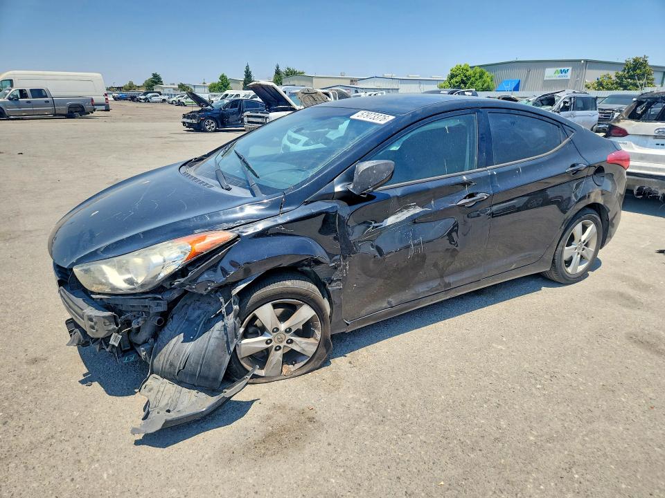 2013 Hyundai Elantra მანქანა იყიდება აუქციონზე, vin: 5NPDH4AE4DH384031, აუქციონის ნომერი: 57973376