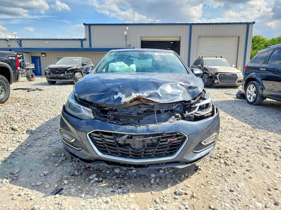 55510936 :رقم المزاد ، 1G1BE5SMXJ7202627 vin ، 2018 Chevrolet Cruze مزاد بيع