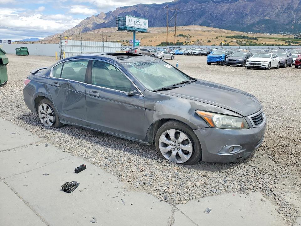 59017586 :رقم المزاد ، 1HGCP26898A001902 vin ، 2008 Honda Accord مزاد بيع