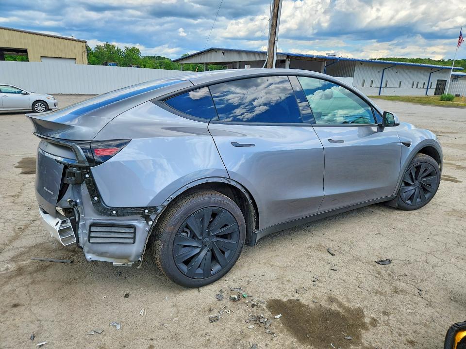 2026 Tesla Model Y მანქანა იყიდება აუქციონზე, vin: 7SAYGDEE5TF386191, აუქციონის ნომერი: 56492486