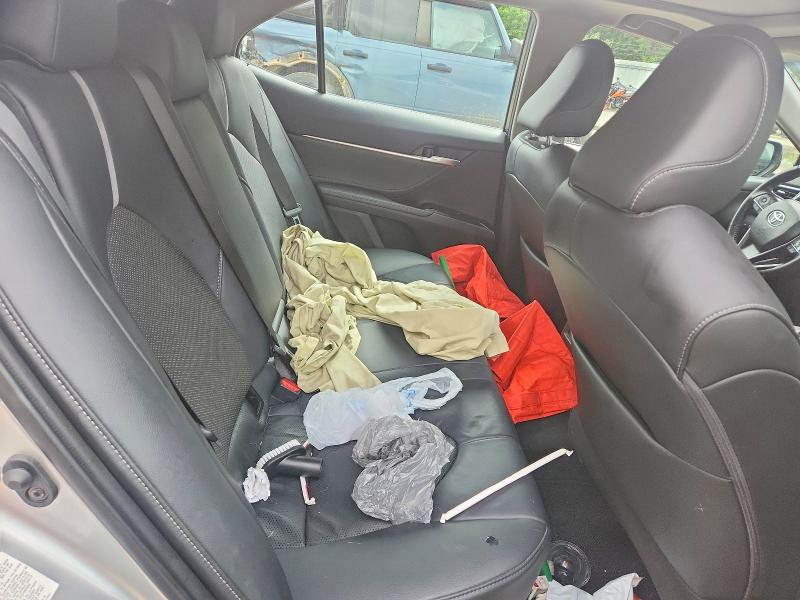 Aukcja sprzedaży 2018 Toyota Camry, vin: 4T1B61HK2JU106863, numer aukcji: 57926476