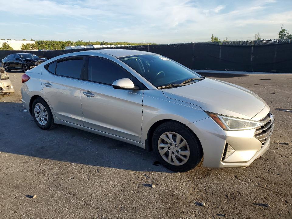 2020 Hyundai Elantra მანქანა იყიდება აუქციონზე, vin: 5NPD74LF1LH504536, აუქციონის ნომერი: 57723606