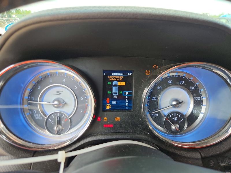 58044266 :رقم المزاد ، 2C3CCAGG1EH263716 vin ، 2014 Chrysler 300 مزاد بيع