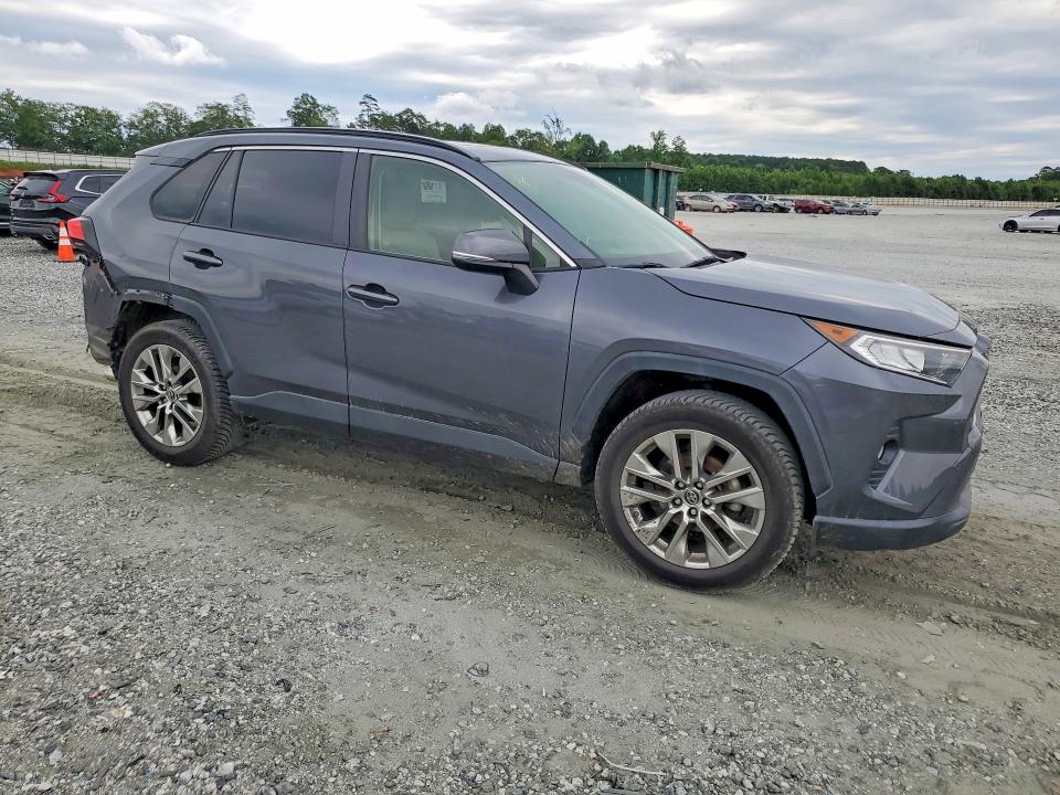 55521616 :رقم المزاد ، JTMA1RFV2KD017130 vin ، 2019 Toyota Rav4 مزاد بيع
