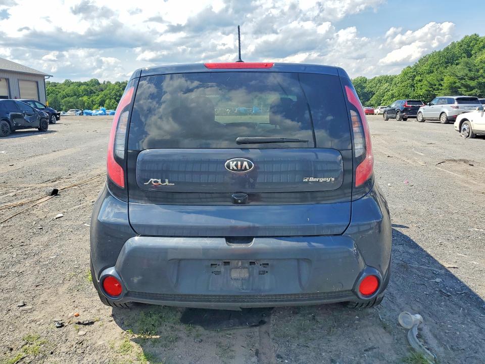 2015 Kia Soul მანქანა იყიდება აუქციონზე, vin: KNDJX3A58F7185992, აუქციონის ნომერი: 57468756