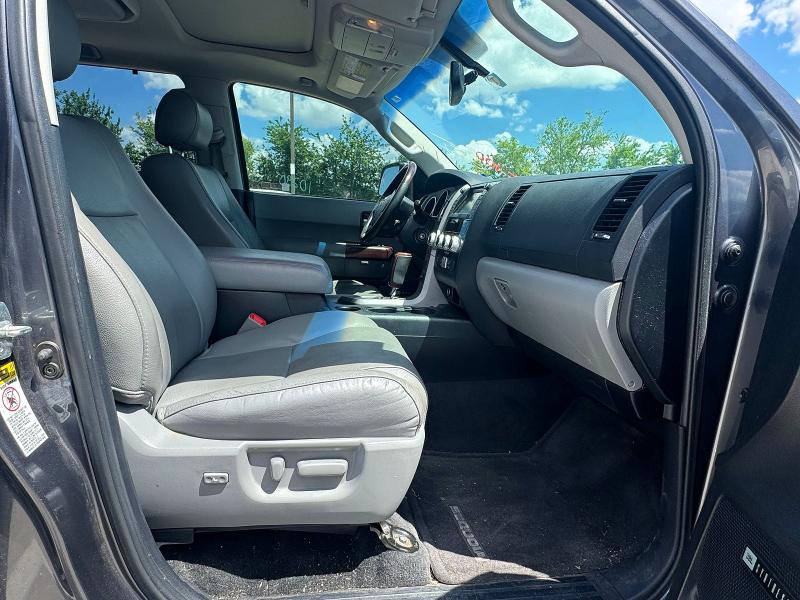 57241426 :رقم المزاد ، 5TDDW5G11CS071124 vin ، 2012 Toyota Sequoia مزاد بيع
