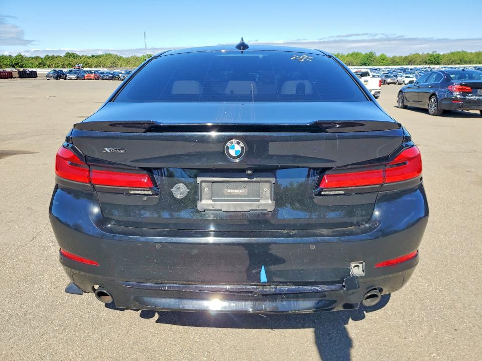 57121586 :رقم المزاد ، WBAJA7C38HG903870 vin ، 2017 Bmw 530 مزاد بيع