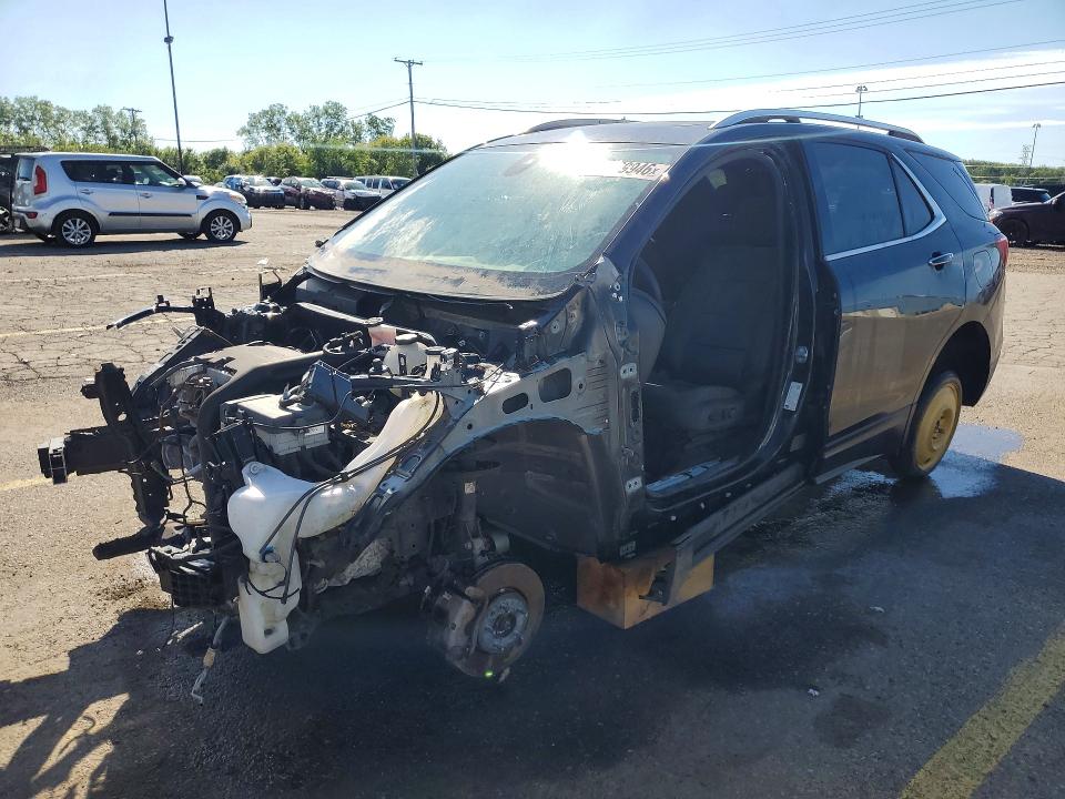 Продажа на аукционе авто 2018 Chevrolet Equinox, vin: 2GNAXWEX0J6210462, номер лота: 58369946