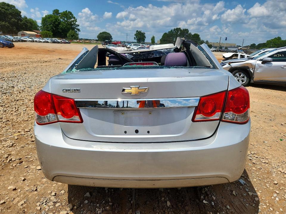 57032946 :رقم المزاد ، 1G1PA5SHXD7274145 vin ، 2013 Chevrolet Cruze مزاد بيع