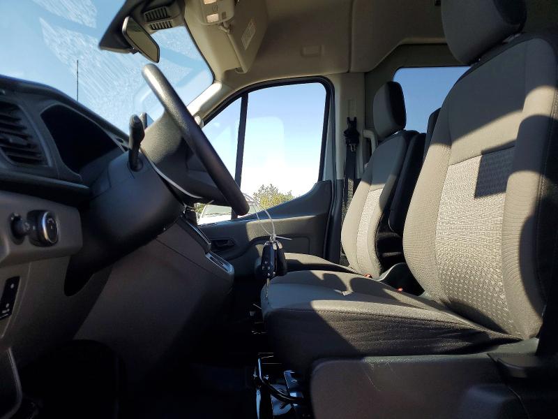 57710276 :رقم المزاد ، 1FBAX2CG4NKA69066 vin ، 2022 Ford Transit مزاد بيع