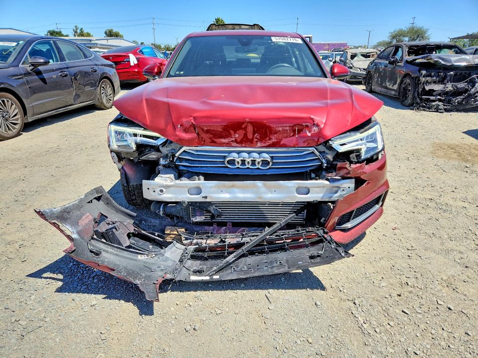 57082776 :رقم المزاد ، WAUHMAF43KA050747 vin ، 2019 Audi A4 مزاد بيع