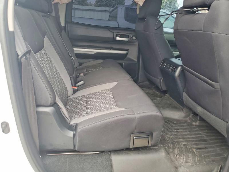 57153576 :رقم المزاد ، 5TFEM5F17KX135591 vin ، 2019 Toyota Tundra مزاد بيع