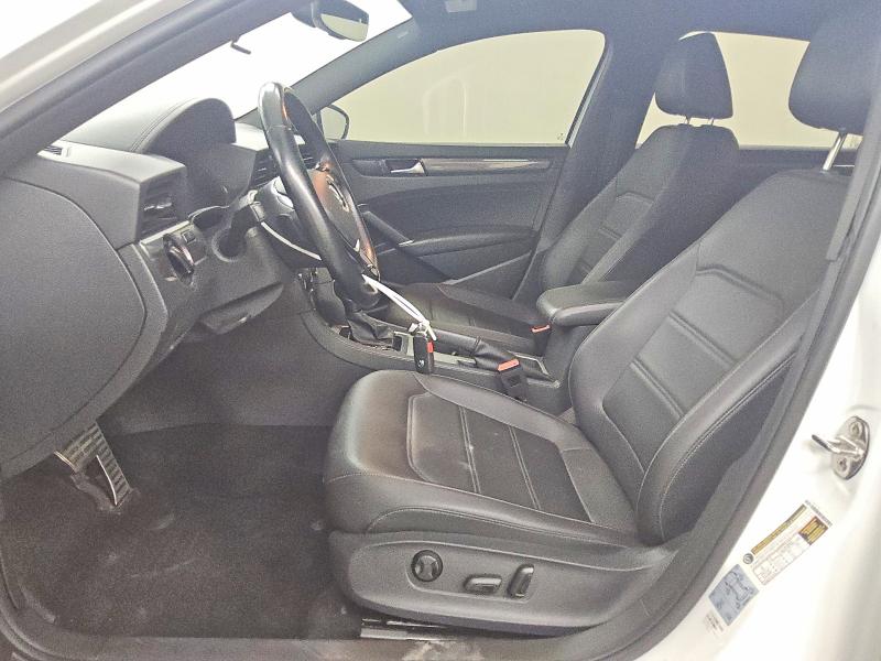2021 Volkswagen Passat მანქანა იყიდება აუქციონზე, vin: 1VWMA7A38MC012009, აუქციონის ნომერი: 57321896