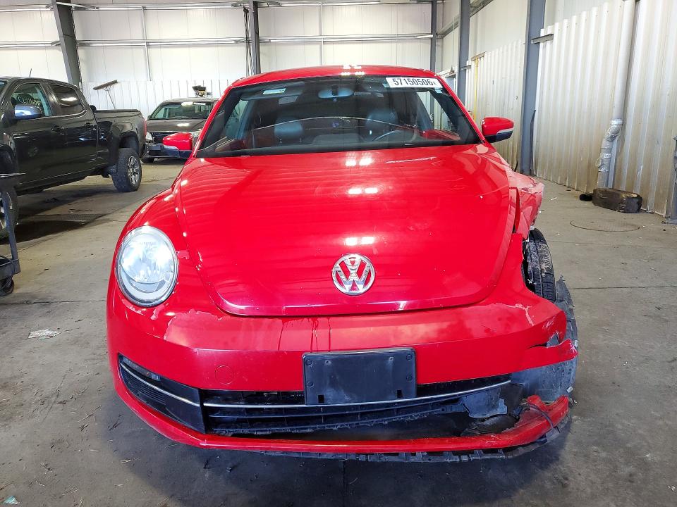 57150506 :رقم المزاد ، 3VWJL7AT1DM624418 vin ، 2013 Volkswagen Beetle مزاد بيع