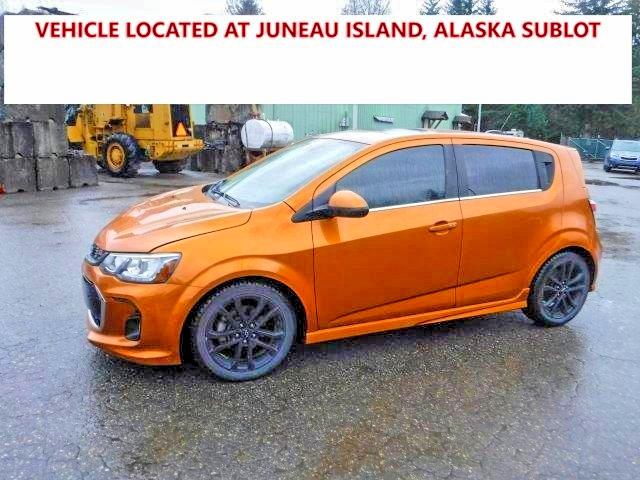 57158046 :رقم المزاد ، 1G1JF6SB4J4107236 vin ، 2018 Chevrolet Sonic مزاد بيع