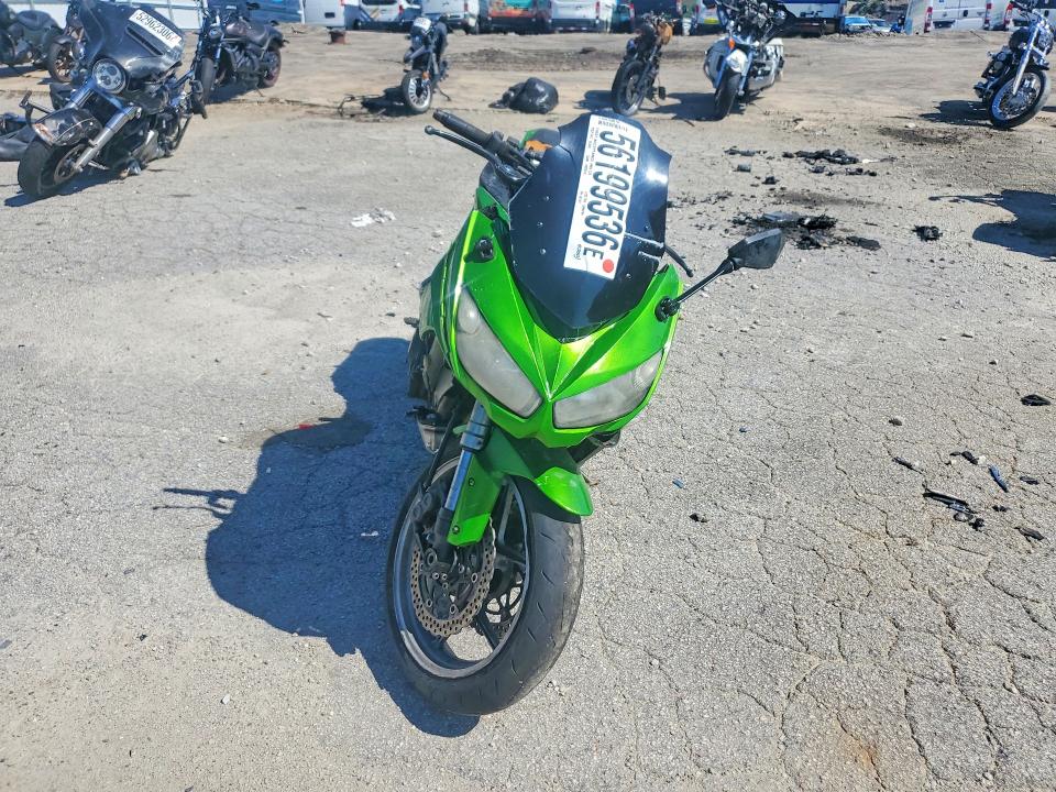 56199536 :رقم المزاد ، JKAZXCG14BA001551 vin ، 2011 Kawasaki Zx1000 مزاد بيع