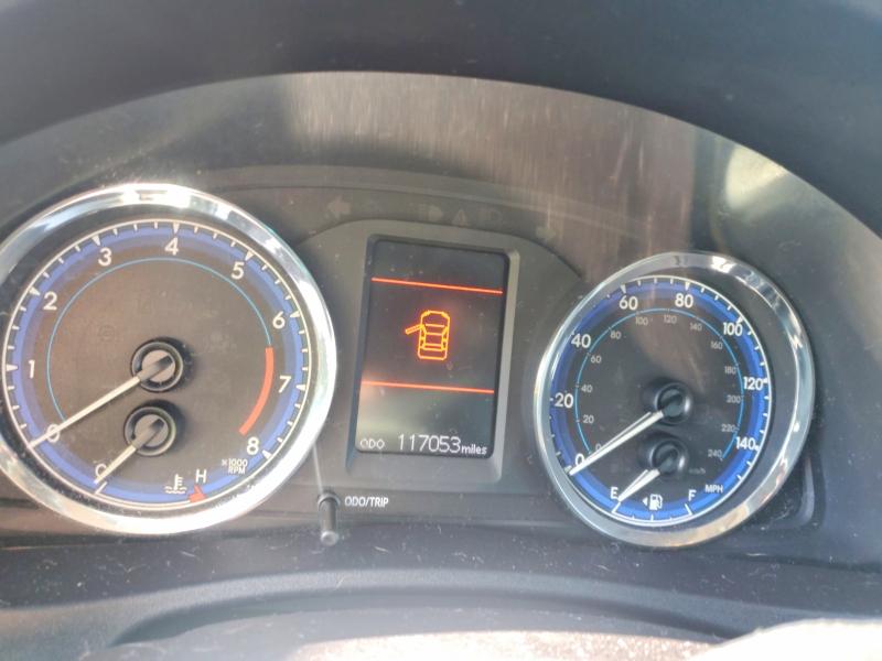 2018 Toyota Corolla მანქანა იყიდება აუქციონზე, vin: 2T1BURHE0JC049840, აუქციონის ნომერი: 58194596