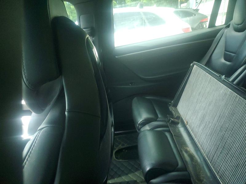 56950686 :رقم المزاد ، 5YJXCAE28GF002368 vin ، 2016 Tesla Model X مزاد بيع