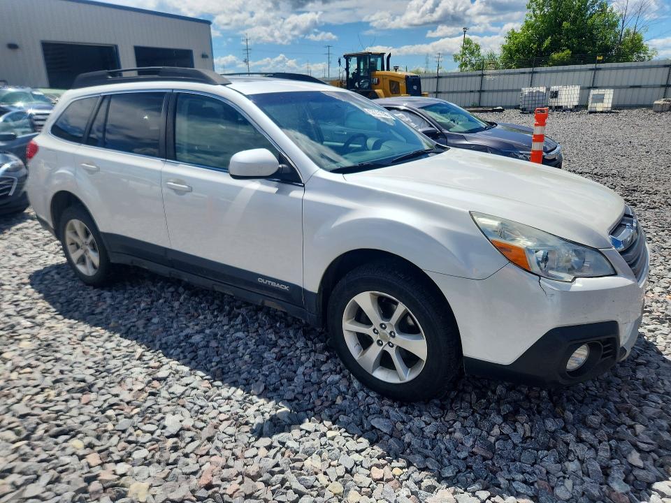 57231226 :رقم المزاد ، 4S4BRBKC1D3290007 vin ، 2013 Subaru Outback مزاد بيع