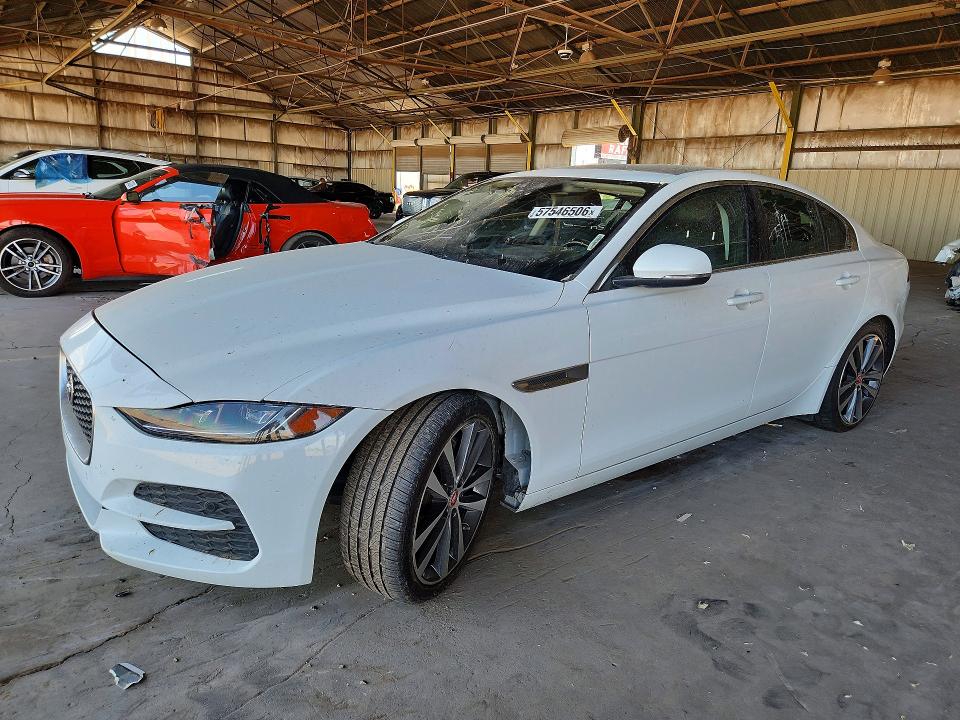 57546506 :رقم المزاد ، SAJAE4FX1LCP62937 vin ، 2020 Jaguar Xe مزاد بيع