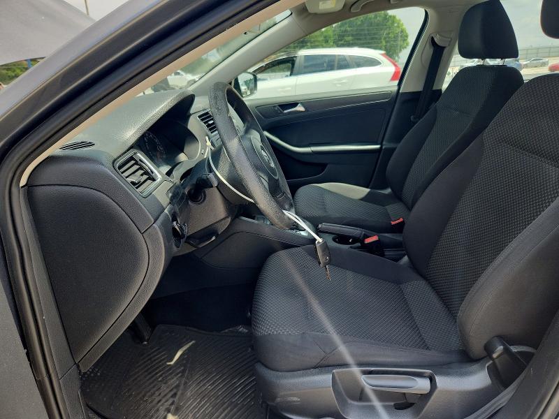 56968356 :رقم المزاد ، 3VW2K7AJ0DM352658 vin ، 2013 Volkswagen Jetta مزاد بيع