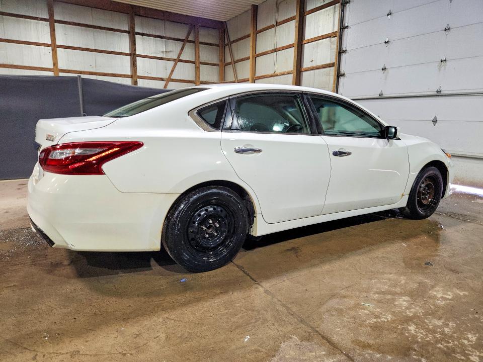 Продажа на аукционе авто 2018 Nissan Altima, vin: 1N4AL3AP0JC174746, номер лота: 49803196