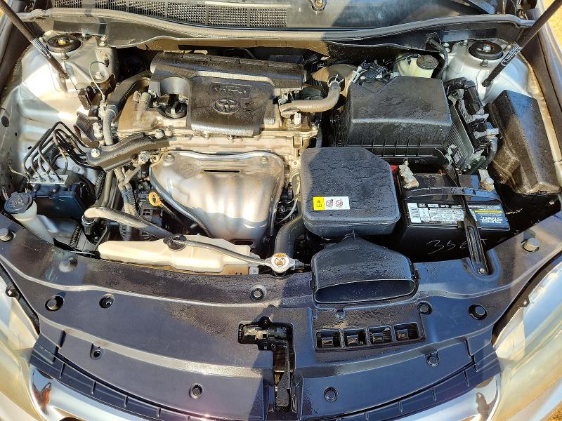 57972646 :رقم المزاد ، 4T1BF1FK0HU337208 vin ، 2017 Toyota Camry مزاد بيع