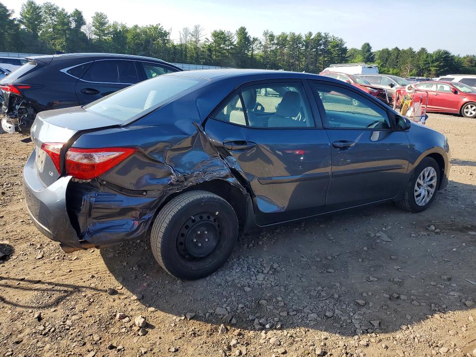 85610335 :رقم المزاد ، 2T1BURHE9HC941448 vin ، 2017 Toyota Corolla مزاد بيع